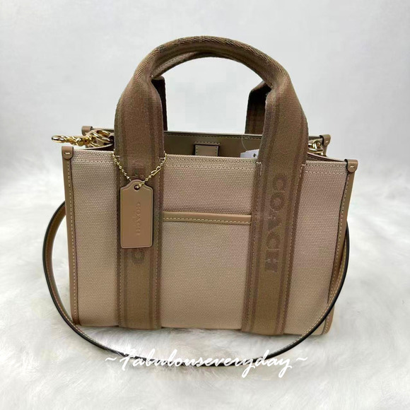 Coach Smith Tote Bag 24 Crossbody Canvas/Gold/Dark Natural Multi CAK94 NWT - Picture 1 of 8